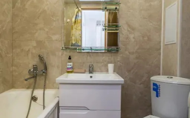 Na Prospekte Okeanskiy 90 Flat