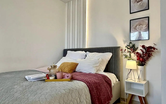 Квартира Дизайнерская с панорамным балконом у арены Трактор