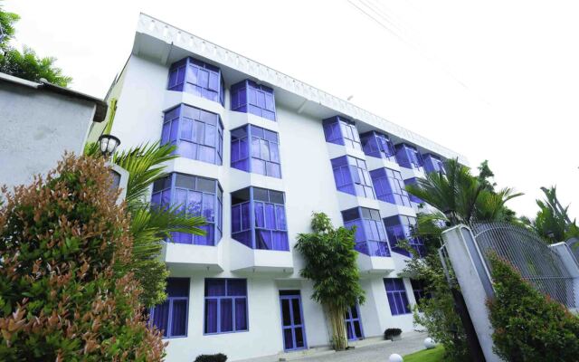 Yoho Hotel Himakara