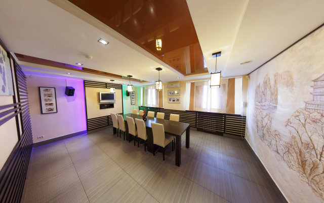 Отель Бизнес-отель Космос