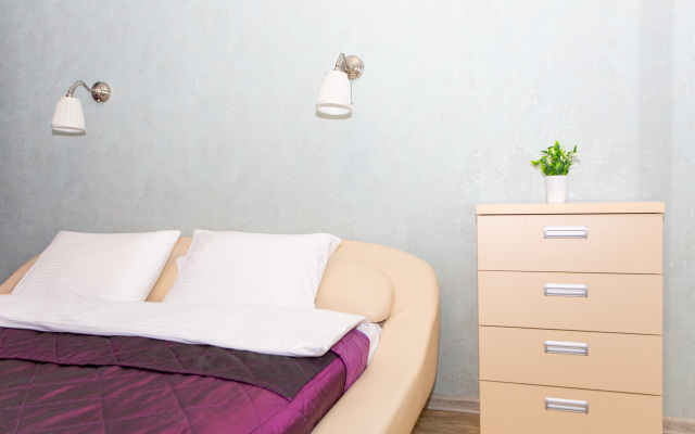 Bolshaya Sovremennaya Treshka U Zooparka Flat