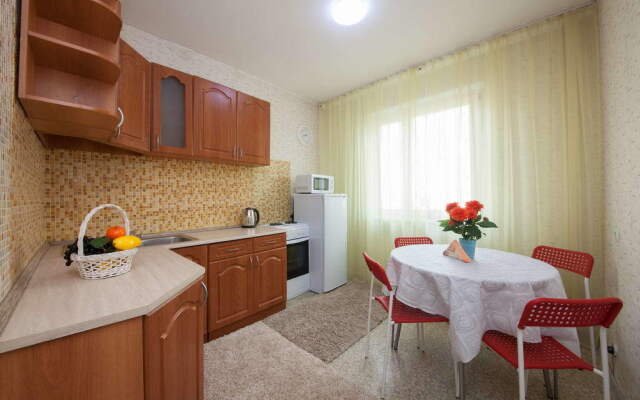 Квартира однокомнатная на 78 Добровольческой бригады 19