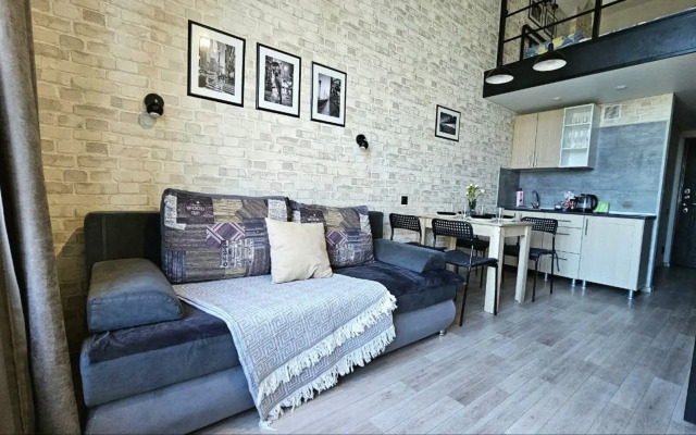 Dvukhurovnevaya Khadi_home V 10 Minutah Ot Tsentra Flat