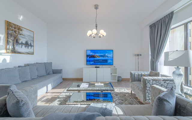 Marco Polo - Marvelous & Luxurious Apt With Dubai Eye & Sea View Apartments