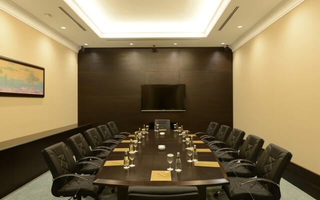 İsfanbul Holiday Home & Suites Hotel