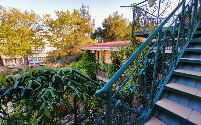 Renata 35 Guest house