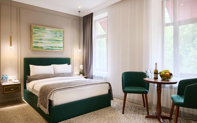 Maestro Address Hotel