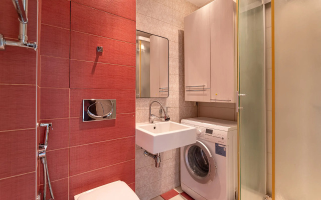 S Balkonom Na Novoslobodskoy Flat