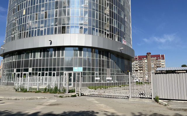 Квартира Дизайнерская Студия Напротив Роял Парка