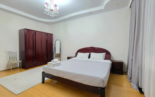 421 Yevrotreshka V Samom Tsentre Na 6 Gostey Apartment