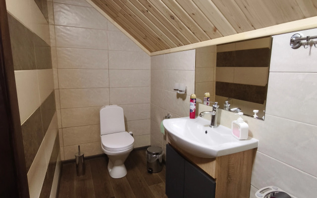 Частный дом Дом для семьи и небольшой компании