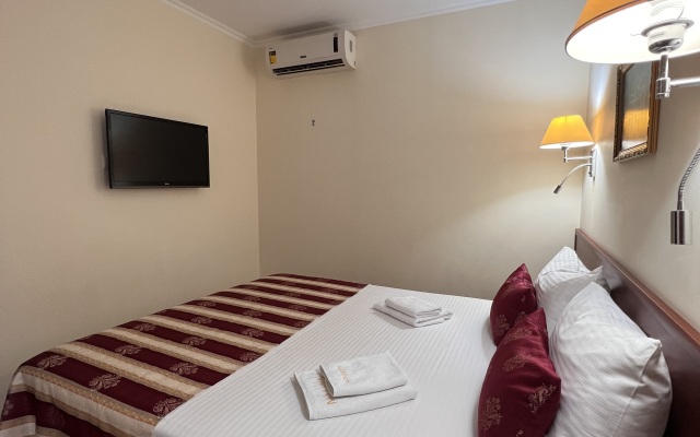 Narton Guest House