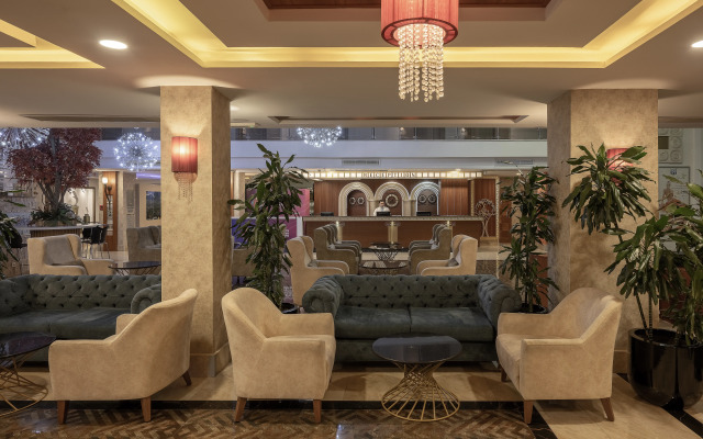 Sealife Family Resort Hotel