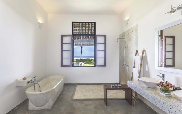 Вилла The Frangipani Tree by Edwards Collection