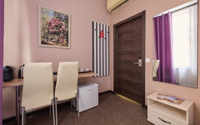 Dom Khudozhnikov Korovinykh Mini-hotel