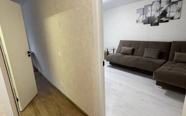 Квартира На Титова 18