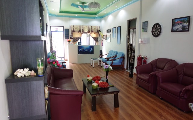 Feridhoo Inn Guest House