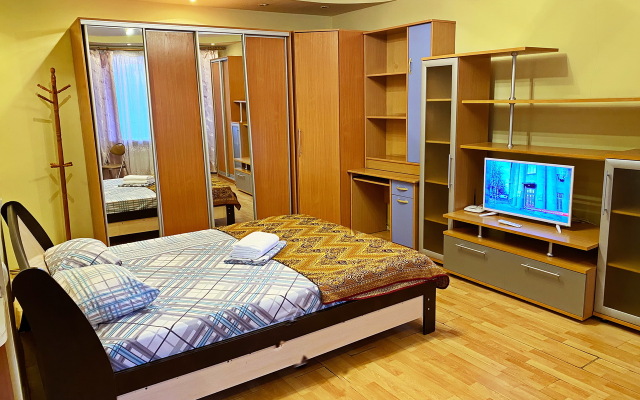 Апартаменты Кирова 37