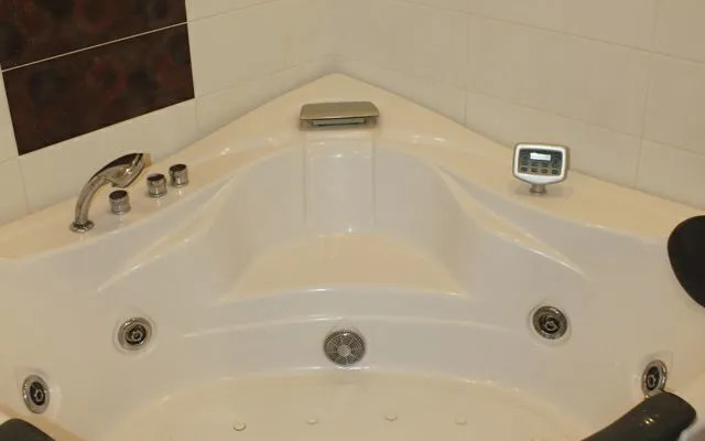 Na Ul. Mikheeva 29 Flat