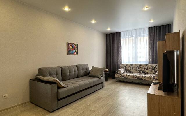 Dvukhkomnatnaya Leningradskaya 68b Flat