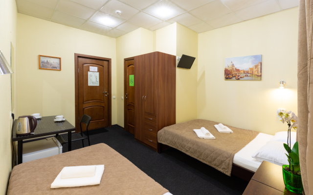 Mini Hotel Kashirskiy - Hostel