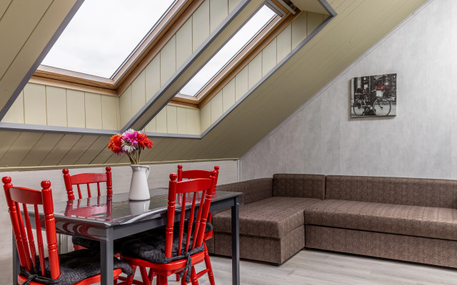 Апартаменты - Студия в Районе KMЗ