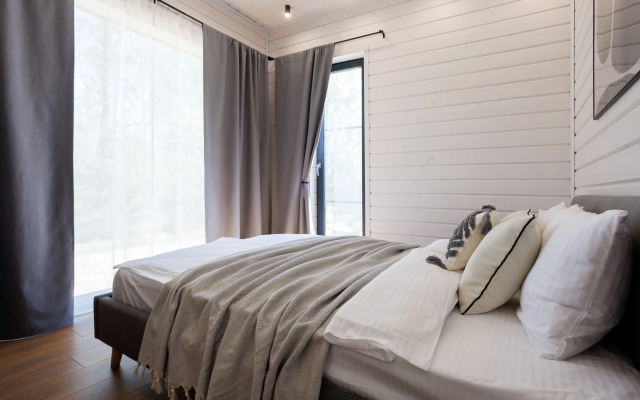 Forested home Guest house