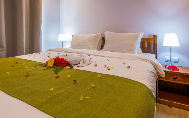 Апарт-отель Crystal Shores Self Catering Apartments - Seychelles