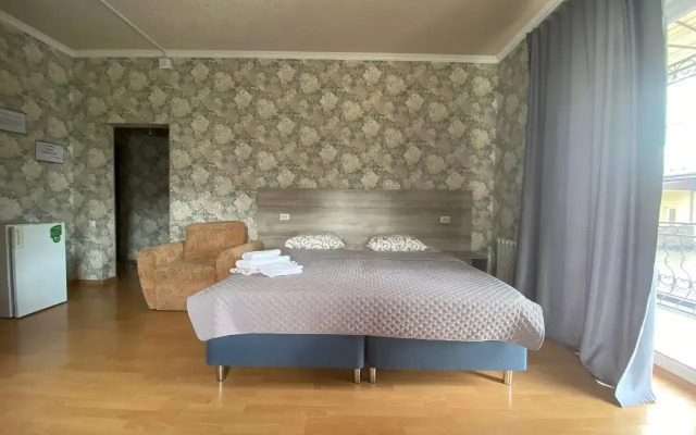 Mini hotel "dom Turista"