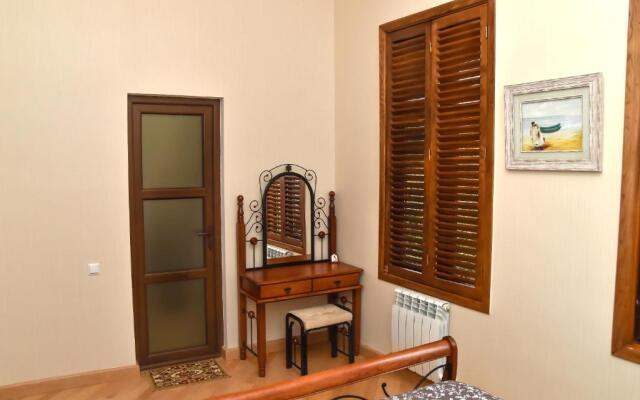 Sofiya Gruziya Kutaisi Ul, Zugdidskaya 17 Guest House