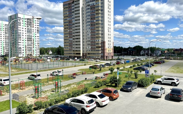 v novostroyke s komfortom vyyezdom na Sibur Apartments