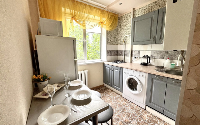 Апартаменты Двухкомнатная квартира на 6 спальных мест