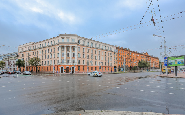 BelaTravel po adresu Nezavisimosti, 83 Apartments