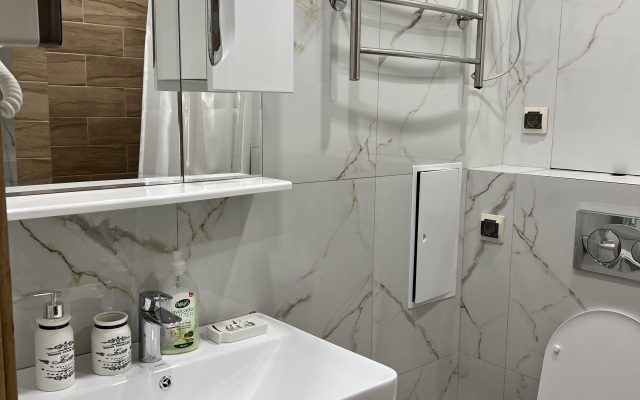 150 Komfortnyye s vidom na goru Apartments