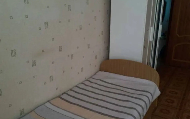 Na Molodyozhnoy 8 Flat