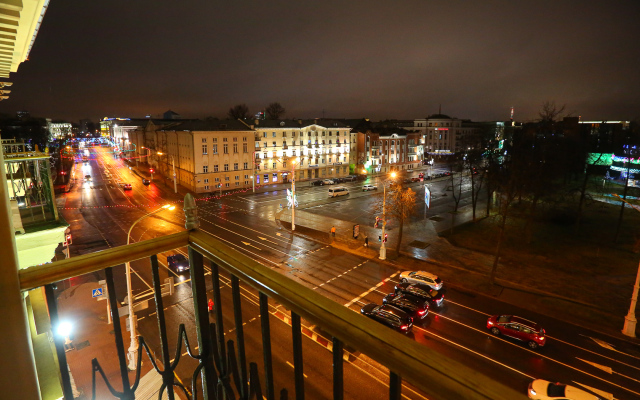 Dvukhkomnatnaya kvartira ryadom s vokzalom Apartments