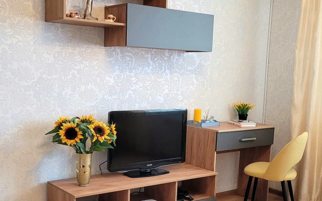 Svetlaya V Zhk Romantika Flat