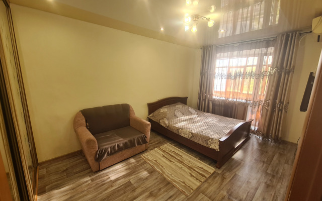 Khabarovsk Ulitsa Dzhambula 4 Flat