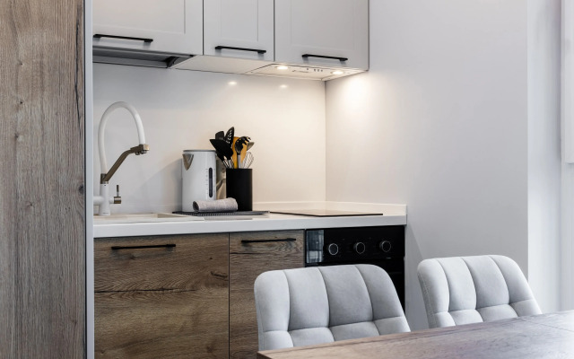 Dizaynerskaya Studiya V Zhk Sen-Trope Apartments