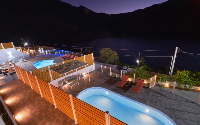 Lake View Suites Hotel