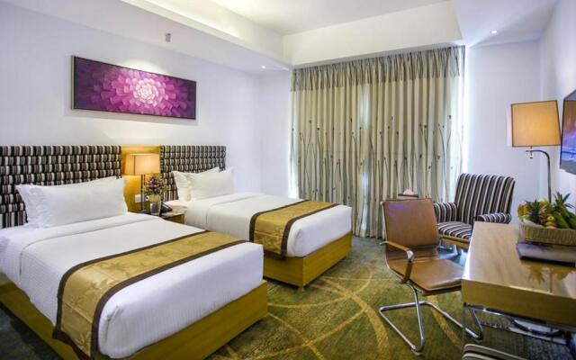 Bengal Canary Park Hotel