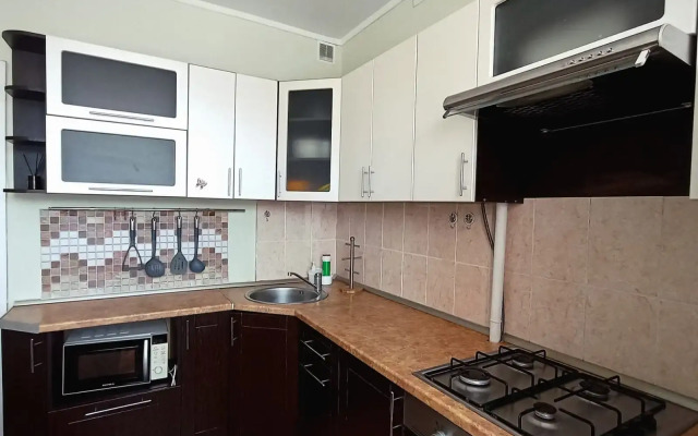 Odnokomnatnaya po Ulitse Oktyabryskaya Flat