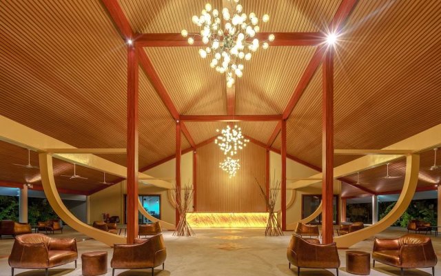 Курортный Отель Rahaa Resort