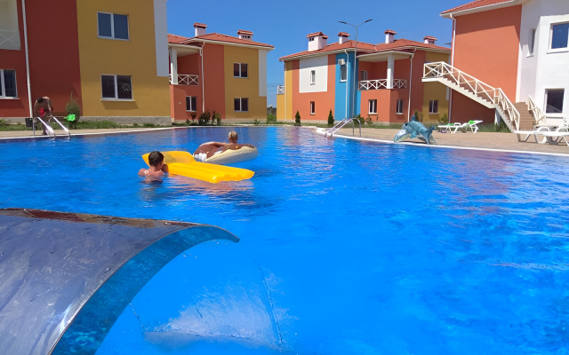 Апартаменты Уютная студия возле моря