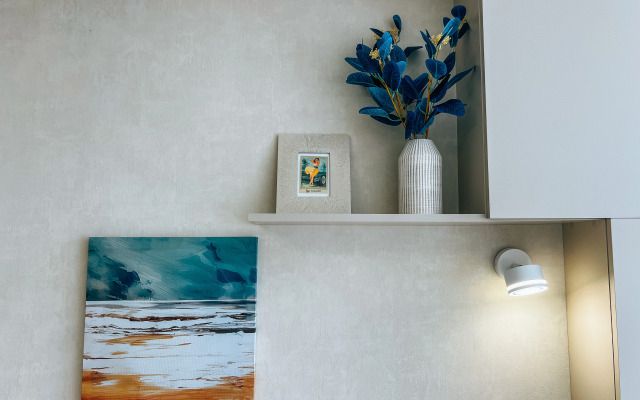Yarkaya S Kusochkom Morya Flat