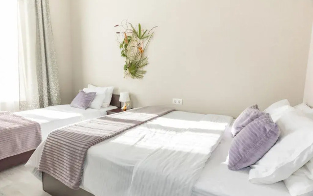Pervy Solnechny Guest House