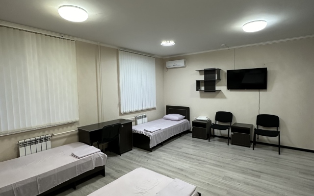 Akademicheskaya Hotel