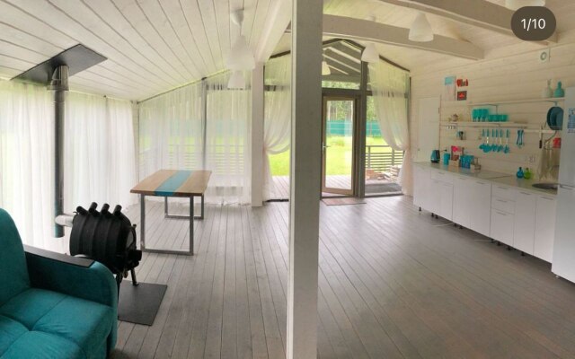 Engoville House Guest House