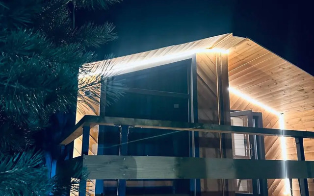 Глэмпинг На Холме