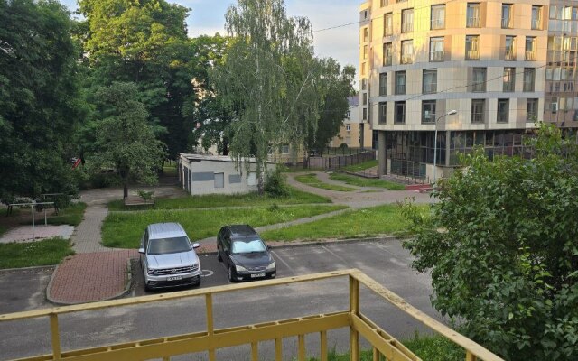 Apartamenty Dizaynerskaya Treshka Ryadom S Ploschad Pobedy